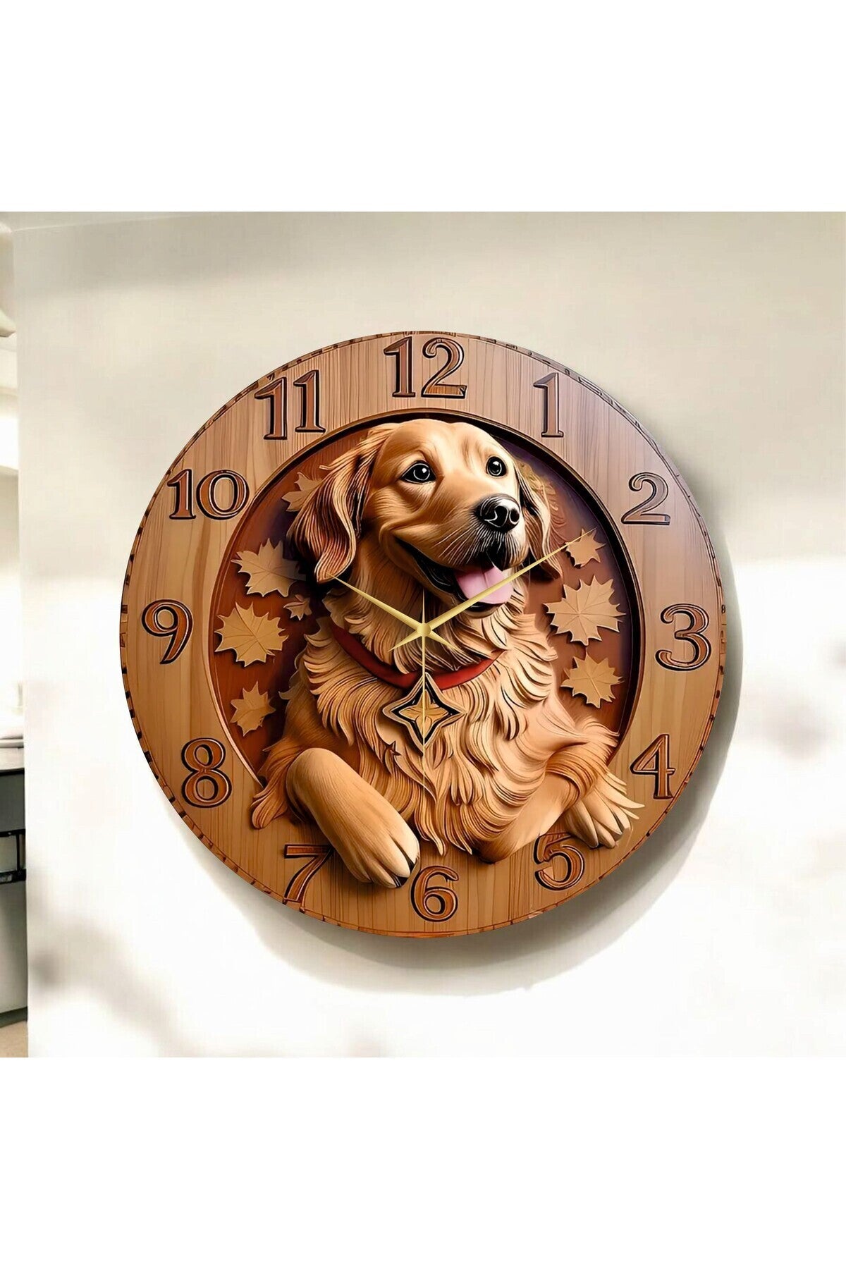 Ahşap Renkli Baskı Golden Köpek Desenli Kabartma Görünümlü Hediyelik Ahşap Sessiz Duvar Saati 45cm