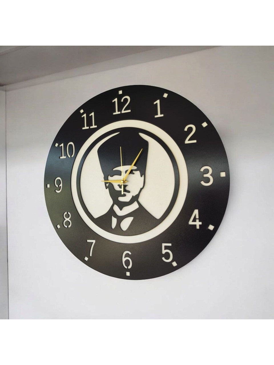 Atatürk Ahşap Siyah Renk Sade Sayılı Hediyelik Sessiz Duvar Saati 50cm