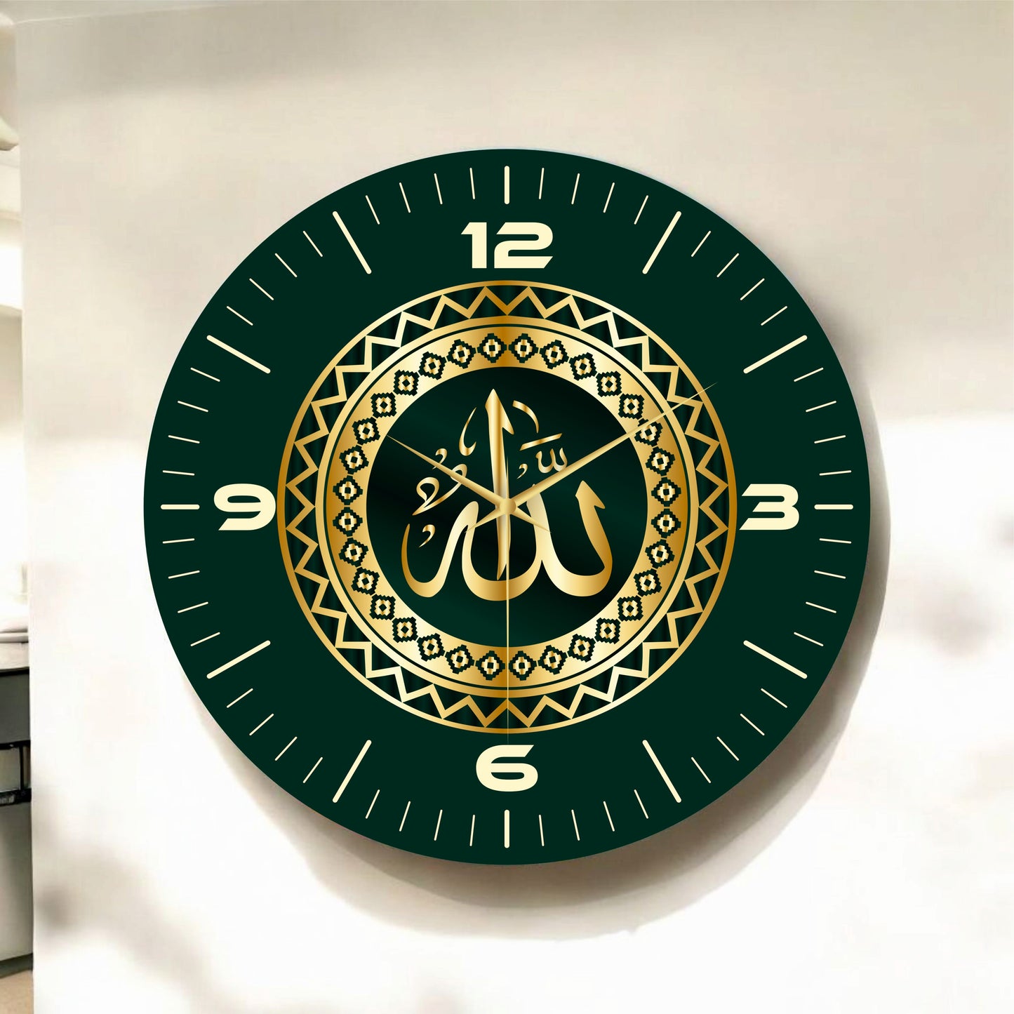 Allah Yazılı Renkli Baskı Desenli Sayılı Hediyelik Ahşap Sessiz Tablo Duvar Saati 50cm