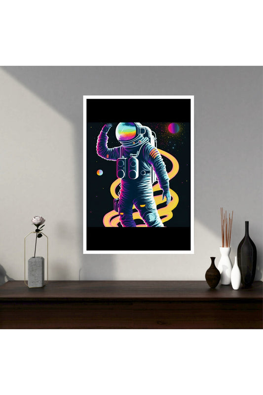 Astronot Uzay Büyük Boy Renkli Solmaz Kaliteli Baskı Çerçeve Görünümlü MDF Tablo 70x50cm 48