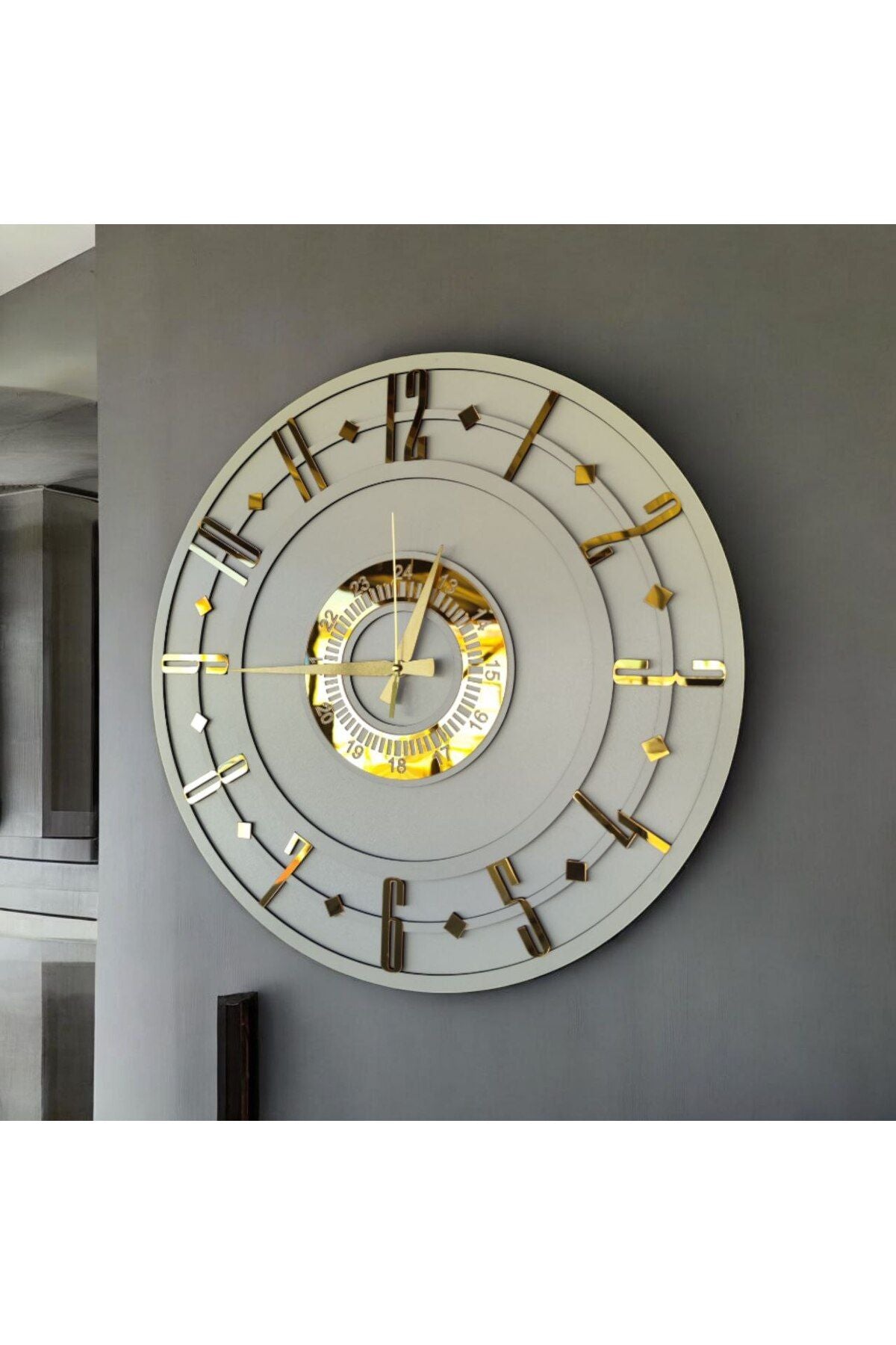 Beyaz Renk Gold Sayılı Hediyelik Ahşap Dekoratif Sessiz Desenli Ev Hediyelik Duvar Saati 50cm