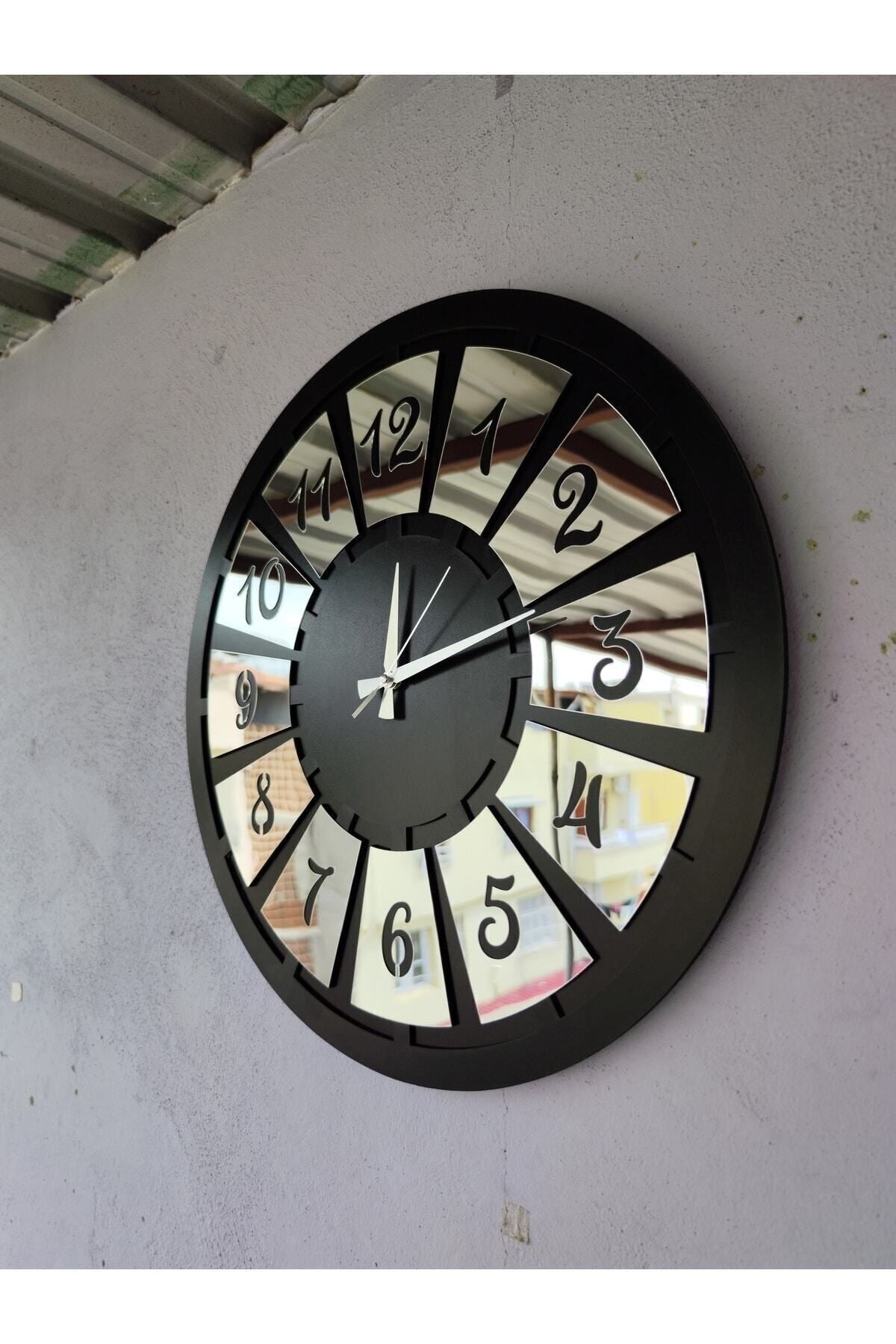 Siyah Renk Gümüş Sayılı Hediyelik Ahşap Dekoratif Farklı Desenli Ev Hediyelik Duvar Saati 50cm