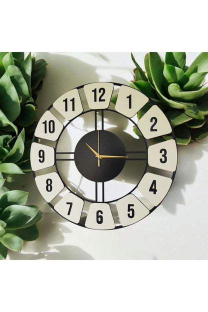 Ahşap Siyah Beyaz Renk Desenli Sayılı Hediyelik Sessiz Duvar Saati 50cm