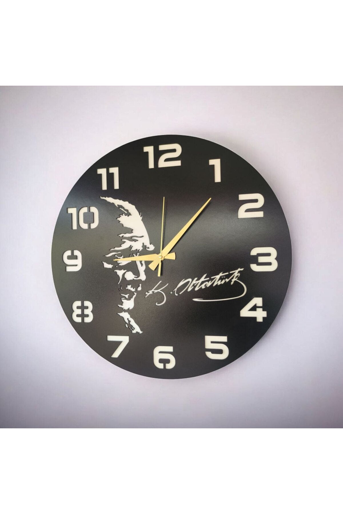 Atatürk Imza Ahşap Siyah Renk Sade Sayılı Hediyelik Sessiz Duvar Saati 50cm