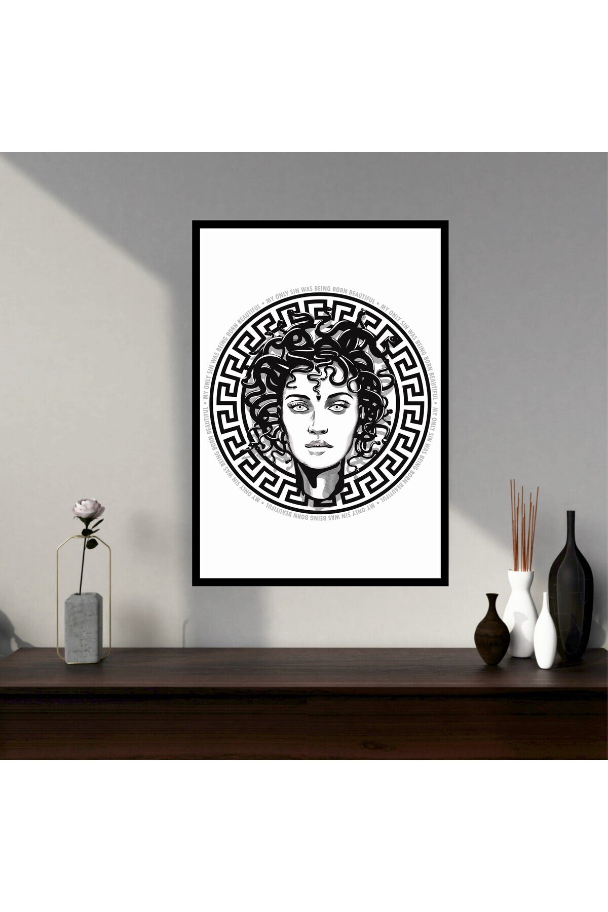 Medusa Kadın Yunan Büyük Boy Renkli Solmaz Kaliteli Baskı Çerçeve Görünümlü MDF Tablo 70x50cm 248
