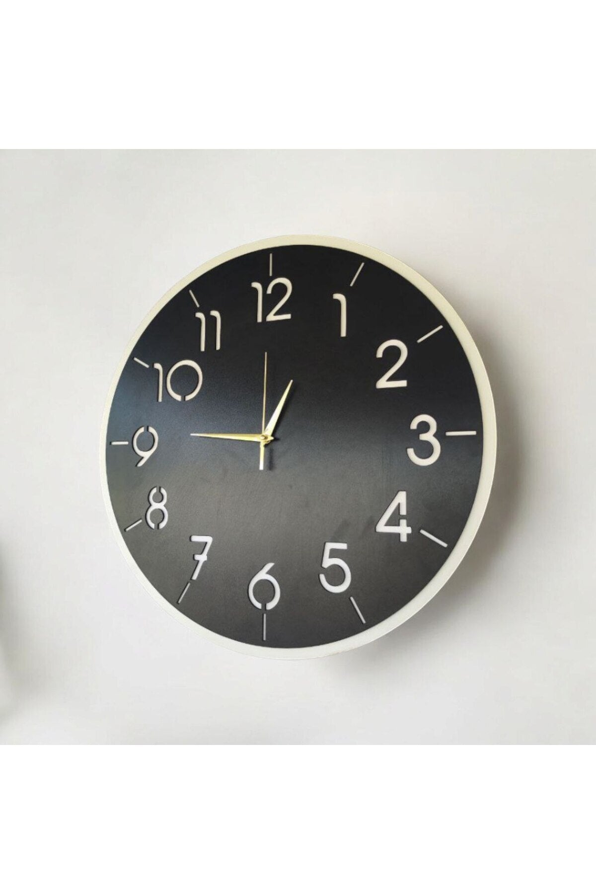 Ahşap Siyah Renk Sade Sayılı Hediyelik Sessiz Duvar Saati 50cm