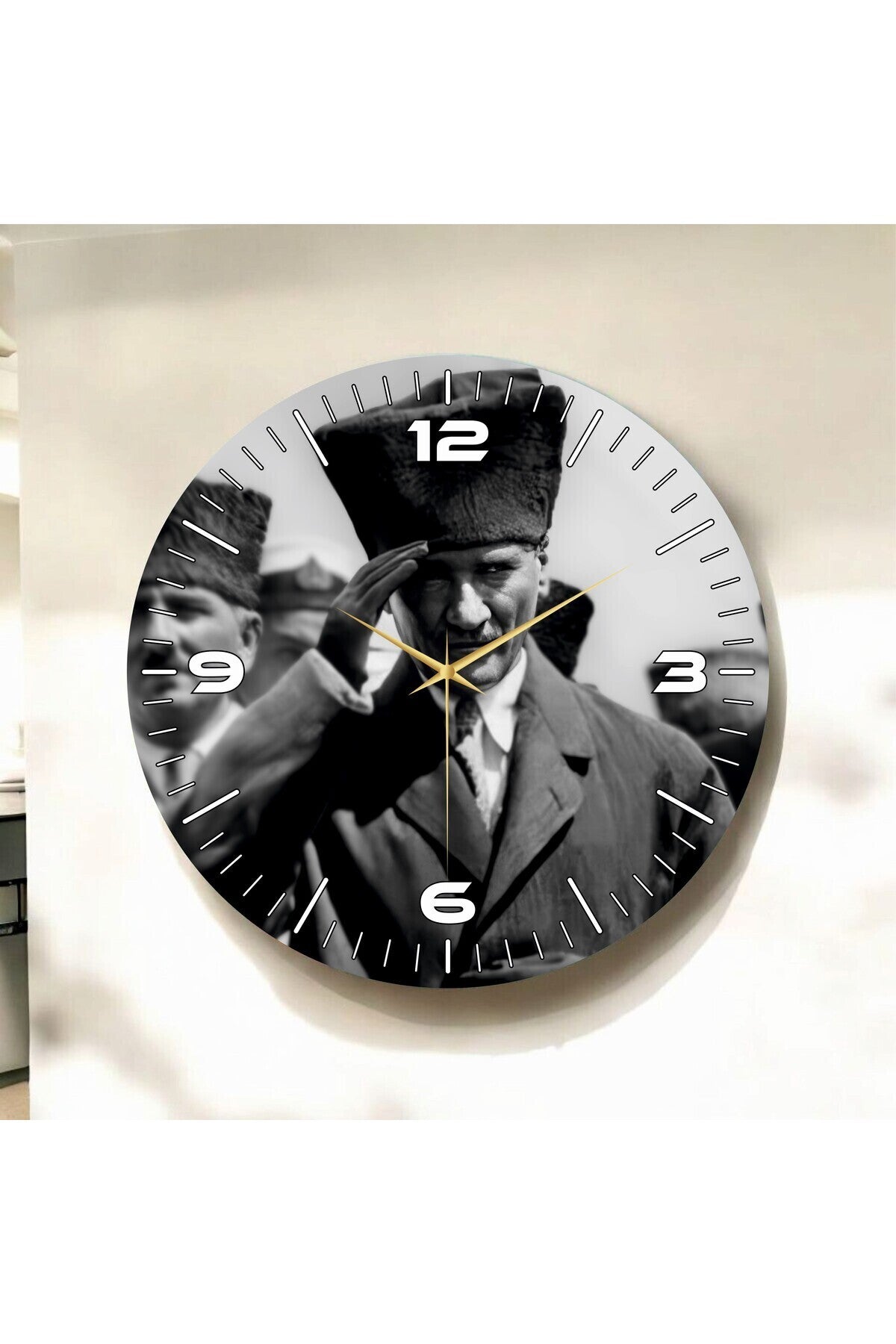 Mustafa Kemal Atatürk Siyah Beyaz Renkli Baskı Sayılı Hediyelik Ahşap Sessiz Tablo Duvar Saati
