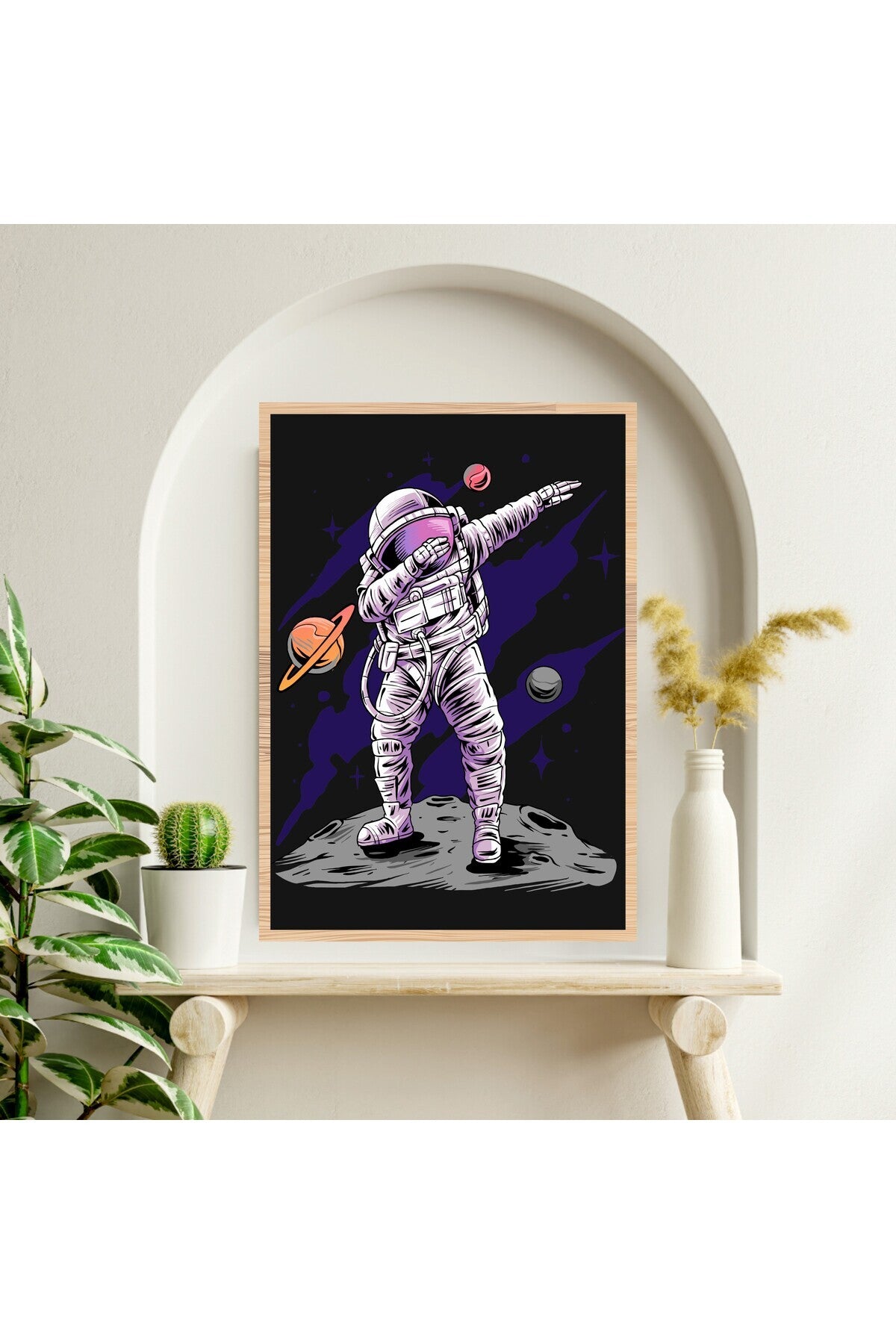 Uzay Astronot Büyük Boy Renkli Solmaz Kaliteli Baskı Çerçeve Görünümlü MDF Tablo 70x50cm 219