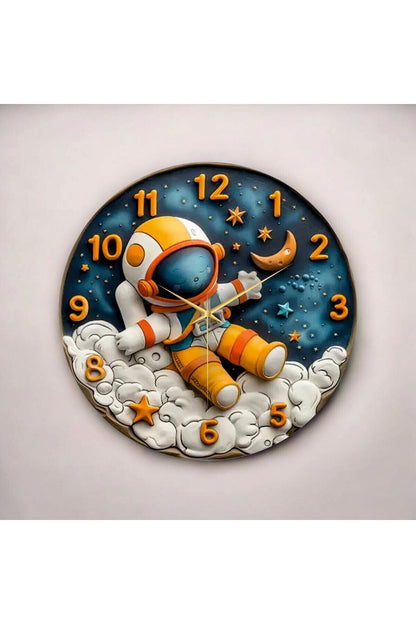 Renkli Baskı Astronot Çocuk Desenli Sayılı Hediyelik Ahşap Sessiz Tablo Duvar Saati 50cm
