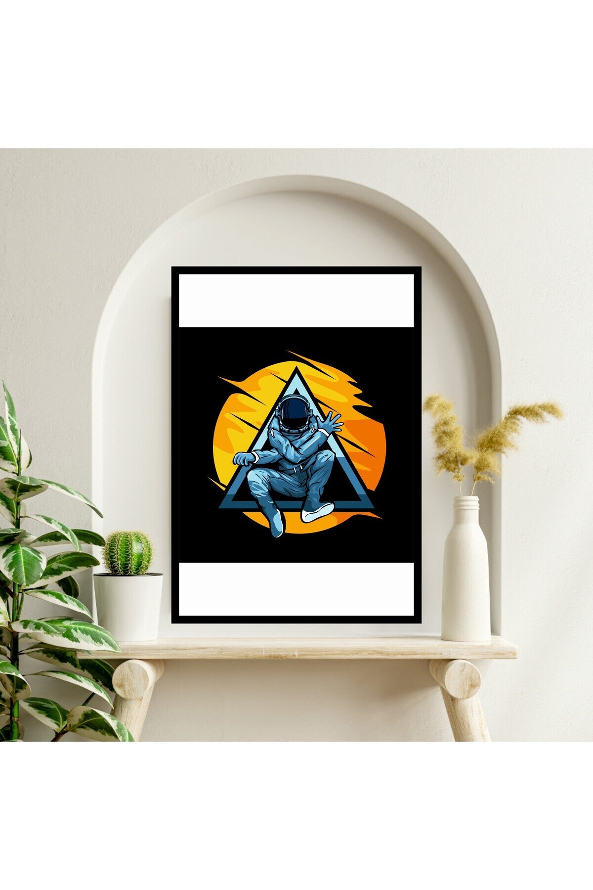 Astronot Uzay Büyük Boy Renkli Solmaz Kaliteli Baskı Çerçeve Görünümlü MDF Tablo 70x50cm 190