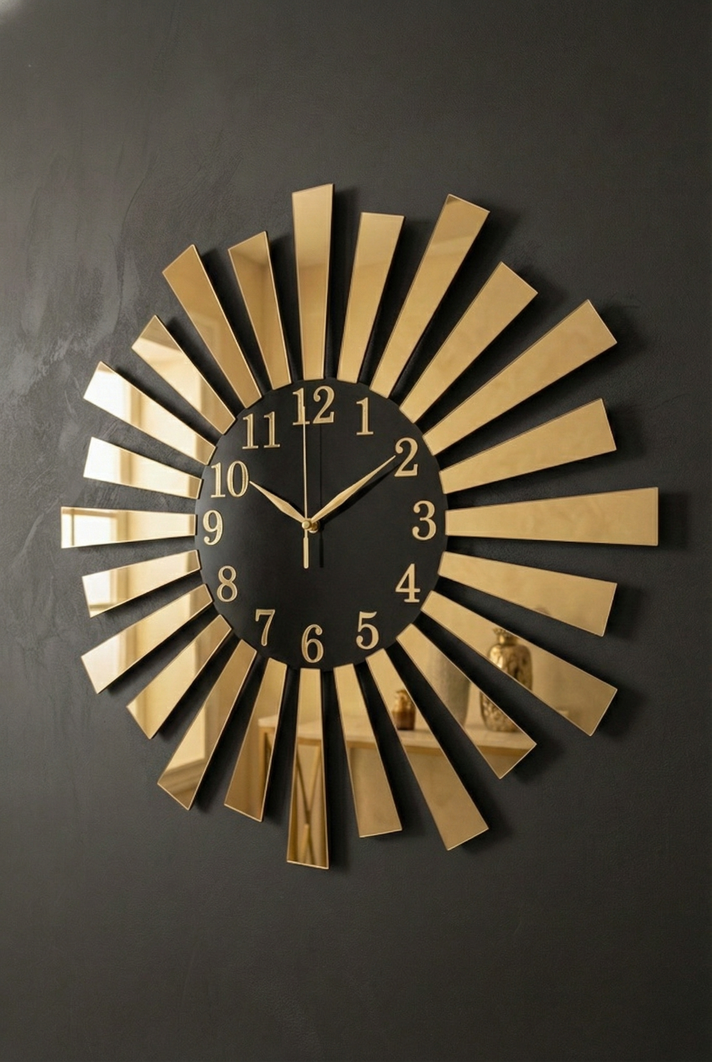 Ahşap Ceviz Mobilya Renk Desenli Hediyelik Sessiz Duvar Saati 50cm