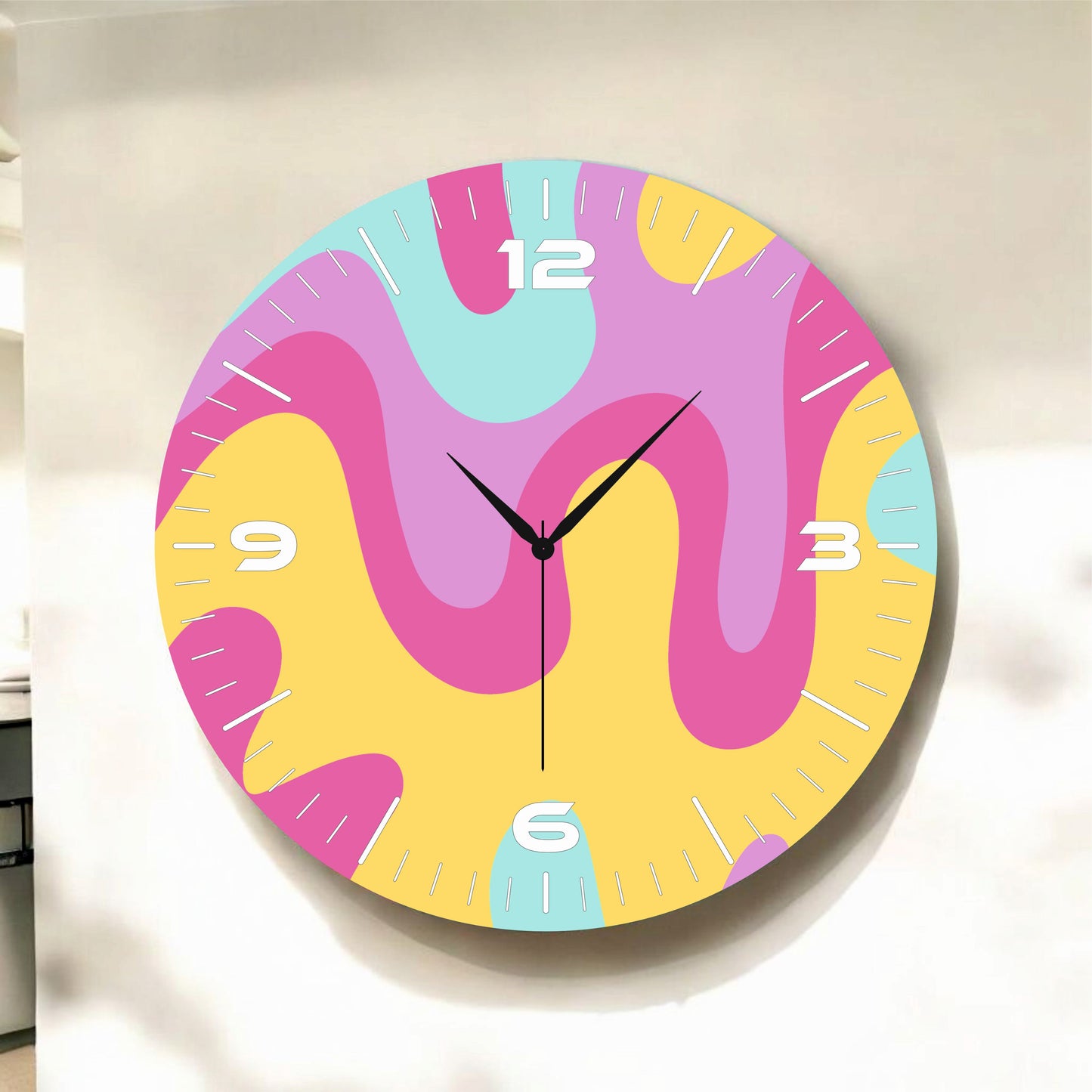 Renkli Baskı Desenli Sayılı Hediyelik Ahşap Sessiz Tablo Duvar Saati